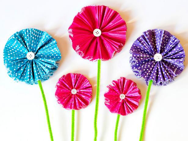 Dazzle it up paper flowers